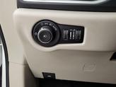 Thumbnail of 2022 White Chrysler Pacifica