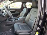 Thumbnail of 2025 Onyx Black Metallic Volvo XC40