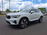 Thumbnail of 2024 Crystal White Metallic Volvo XC40
