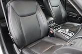 Thumbnail of 2019 Bright White Clearcoat Chrysler 300