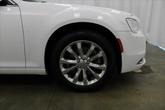 Thumbnail of 2019 Bright White Clearcoat Chrysler 300