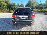 Thumbnail of 2017 Magnetic Black Metallic Nissan Pathfinder