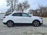 Thumbnail of 2022 Summit White Chevrolet Equinox