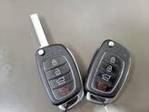 Thumbnail of 2018 Silver Hyundai Santa Fe Sport