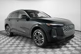 Photo of 2025 Mythos Black Metallic Audi Q5