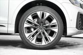 Thumbnail of 2025 Satellite Silver Metallic Audi Q8