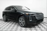 Photo of 2025 Mythos Black Metallic Audi Q5