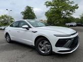 Photo of 2025 White Hyundai SONATA