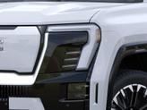 Thumbnail of 2026 Glacier White Tricoat GMC Sierra 1500