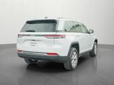 Thumbnail of 2022 Bright White Clearcoat Jeep Grand Cherokee