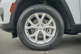 Thumbnail of 2022 Bright White Clearcoat Jeep Grand Cherokee