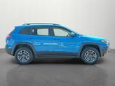 Thumbnail of 2019 Hydro Blue Pearlcoat Jeep Cherokee