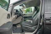 Thumbnail of 2024 Diamond Black Crystal Pearlcoat Chrysler Pacifica