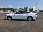 Thumbnail of 2024 Summit White Chevrolet Malibu