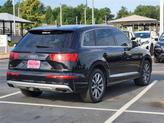 Thumbnail of 2019 Orca Black Metallic Audi Q7