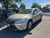 Photo of 2017 Gold Toyota Camry