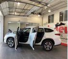 Thumbnail of 2023 Wind Chill Pearl Toyota Highlander