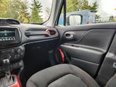 Thumbnail of 2020 Alpine White Clearcoat Jeep Renegade