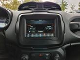 Thumbnail of 2020 Alpine White Clearcoat Jeep Renegade