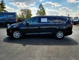 Thumbnail of 2024 Diamond Black Chrysler Pacifica
