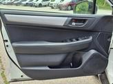 Thumbnail of 2019 Crystal White Pearl Black Subaru Outback