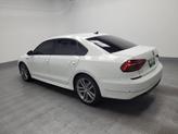 Thumbnail of 2018 Pure White Volkswagen Passat