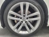 Thumbnail of 2018 Pure White Volkswagen Passat