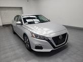 Thumbnail of 2022 Brilliant Silver Metallic Nissan Altima