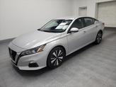 Thumbnail of 2022 Brilliant Silver Metallic Nissan Altima