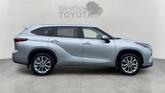 Thumbnail of 2022 Celestial Silver Metallic Toyota Highlander Hybrid