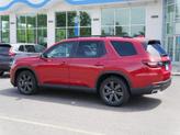 Thumbnail of 2025 Radiant Red Honda Pilot