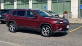 Photo of 2019 Velvet Red Pearlcoat Jeep Cherokee