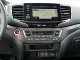 Thumbnail of 2025 Platinum White Pearl Honda Passport