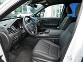 Thumbnail of 2025 Platinum White Pearl Honda Passport