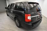 Thumbnail of 2016 Brilliant Black Crystal Pearlcoat Chrysler Town & Country