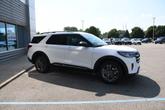 Thumbnail of 2025 White Metallic Ford Explorer
