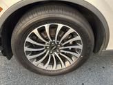 Thumbnail of 2022 Ceramic Pearl Metallic Tri-Coat Lincoln Aviator
