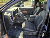 Thumbnail of 2025 Onyx Black GMC Canyon