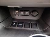 Thumbnail of 2018 White Toyota Highlander