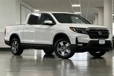 Thumbnail of 2025 Platinum White Pearl Honda Ridgeline
