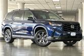Thumbnail of 2025 Obsidian Blue Pearl Honda Pilot