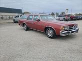 Photo of 1977 Red Pontiac Catalina