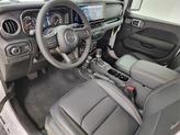 Thumbnail of 2025 Bright White Clearcoat Jeep Gladiator