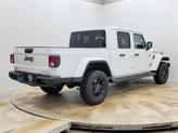 Thumbnail of 2025 Bright White Clearcoat Jeep Gladiator