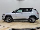 Thumbnail of 2025 Silver Zynith Metallic Clearcoat Jeep Compass