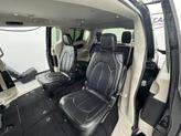 Thumbnail of 2017 Black Chrysler Pacifica
