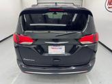 Thumbnail of 2017 Black Chrysler Pacifica