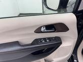 Thumbnail of 2017 Black Chrysler Pacifica