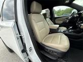 Thumbnail of 2023 Summit White Chevrolet Traverse