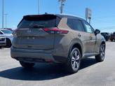 Thumbnail of 2025 2t Dk Beige Blk Nissan Rogue